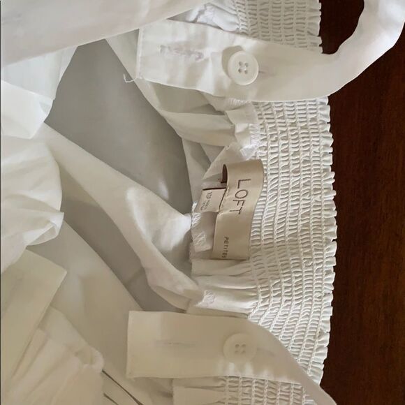 Loft cold shoulder blouse. Size XS petite - Picture 4 of 5